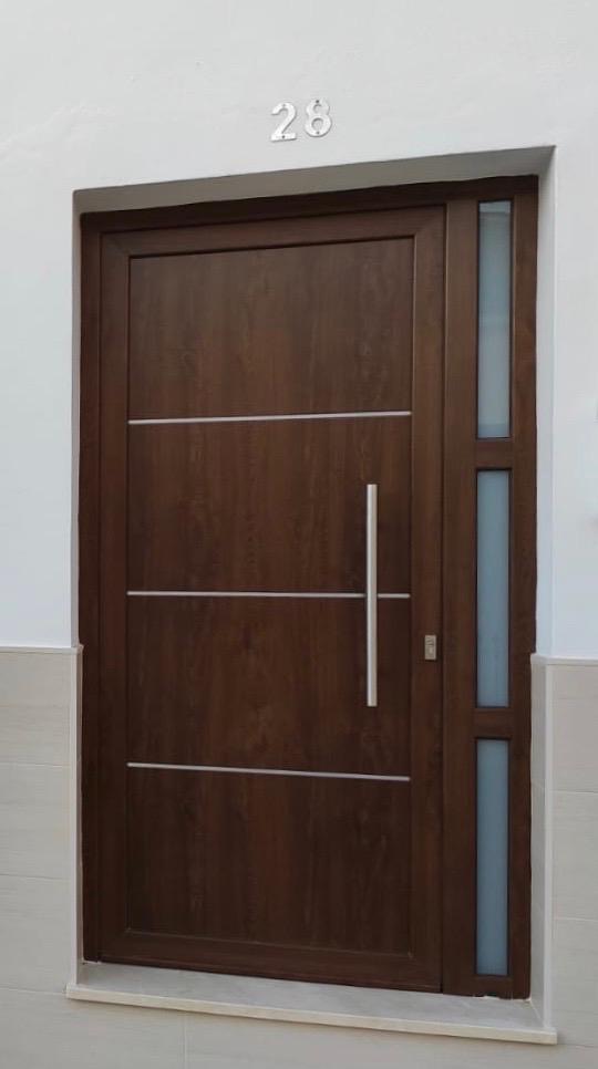 Puerta PVC modelo 8