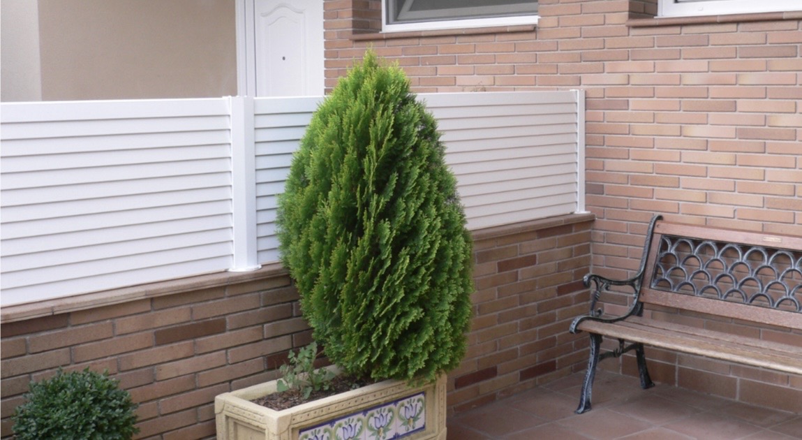 Vallas PVC modelo 13